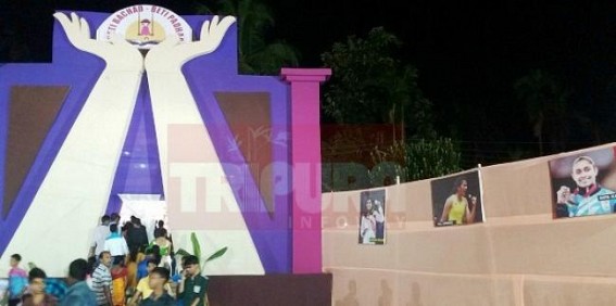Pandal inspired by ‘Beti Bachao-Beti Parhao’ Mission draws mass-attention Pandal inspired by ‘Beti Bachao-Beti Parhao’ Mission draws mass-attention